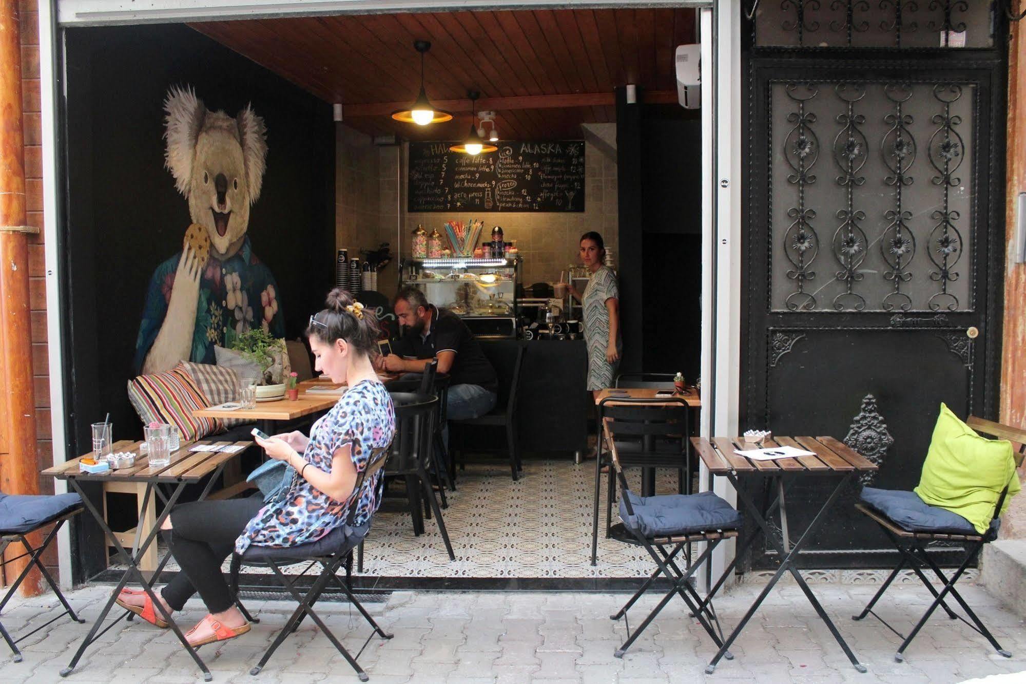 Cheers Midtown Hostel Istanbul Exterior foto